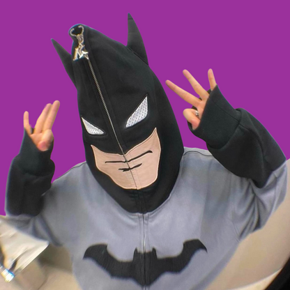 Batman Hoodie ⭐⭐⭐⭐ (4.5/5)